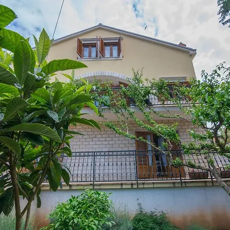 With A Parking Space Mali Losinj, Losinj - 19825 * マリ・ロシニュ