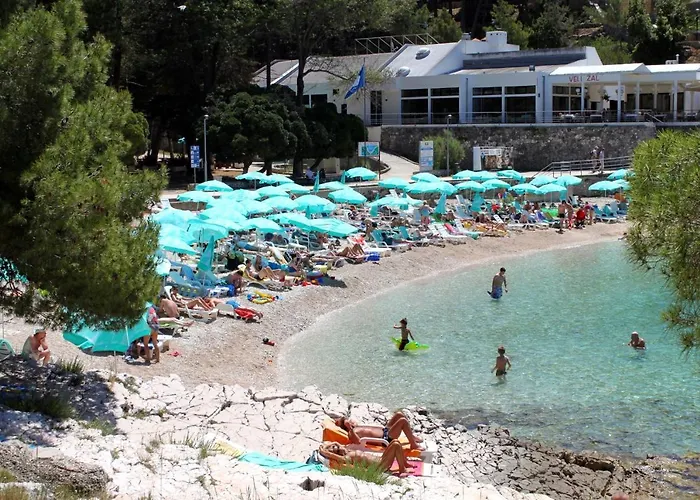 Apartment With A Parking Space Mali Losinj, Losinj - 19825 *